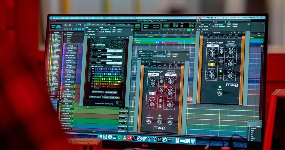 1732762011743049.png Moog-Moogerfooger-Effects-Plugins-700x368.jpg.webp.png
